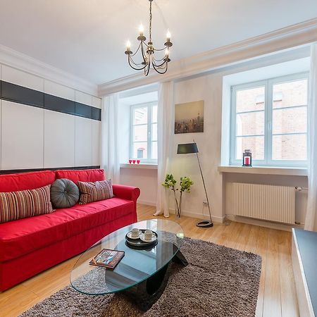 P&O Serviced Apartments Swietojanska Varşova Dış mekan fotoğraf