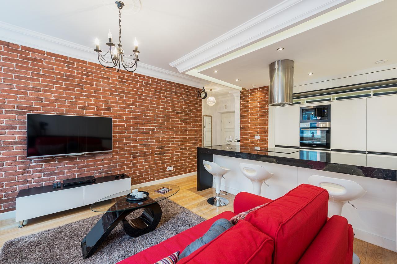 P&O Serviced Apartments Swietojanska Varşova Dış mekan fotoğraf