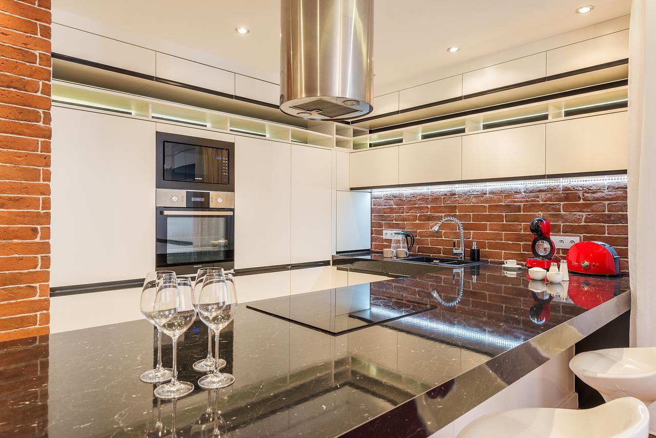 P&O Serviced Apartments Swietojanska Varşova Dış mekan fotoğraf